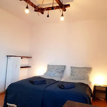 Apartment Design-apartment Fuer 4 Mit Kueche Nahe Der City *