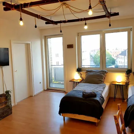 Design-apartment Fuer 4 Mit Kueche Nahe Der City Appartamento